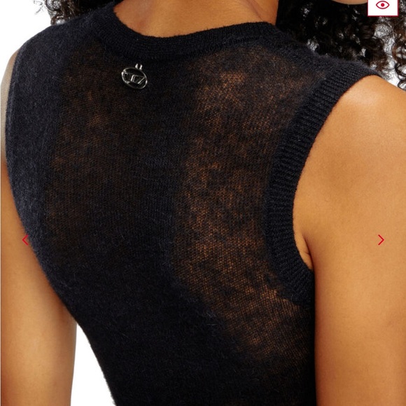 M-Arostica
$350.00
Sheer knit top with a bra detail - Picture 5 of 7